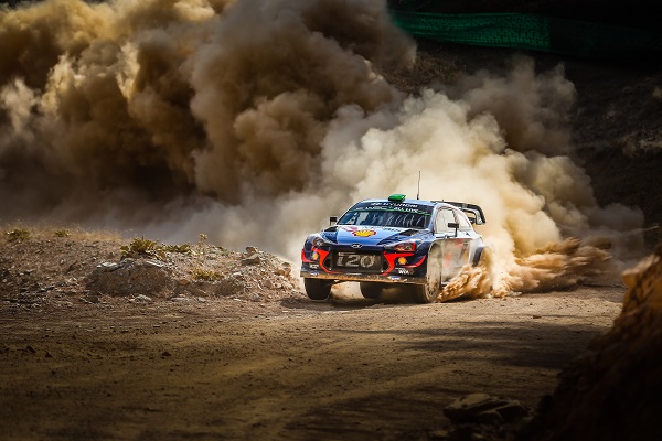 Feathering the throttle